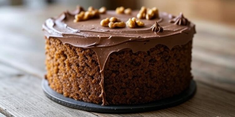 Receita de Bolo de Cenoura com Cobertura de Chocolate